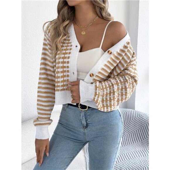 Striped Button-Up Cropped Cardigan - Picture 10 of 14